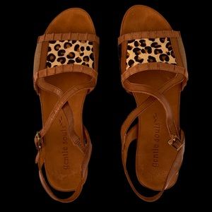 Gentle Souls Cheetah & Leather Size 8W